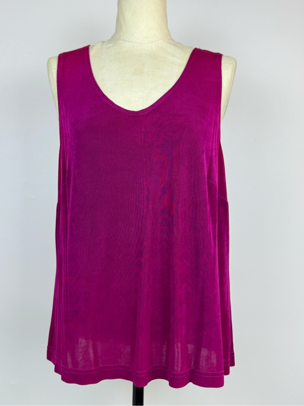 Positive Attitude V-Neck Sleeveless Tank in Magenta